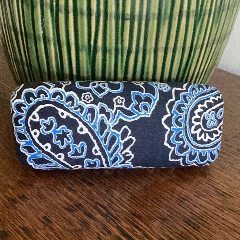 Vera Bradley Hard Side Eyewear Case